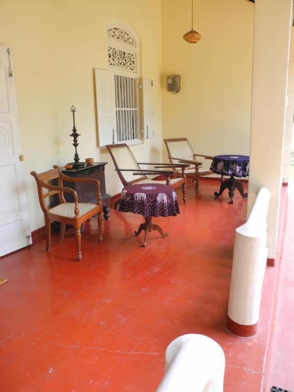 Top Of The Hill Guesthouse