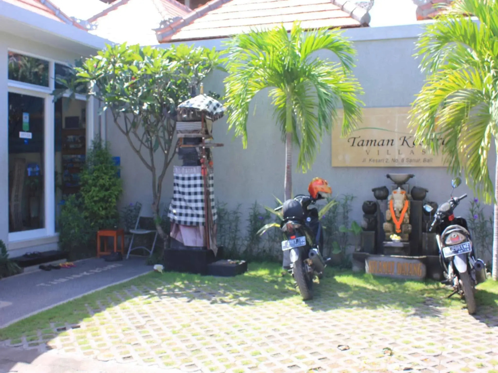 Taman Kesari Villas