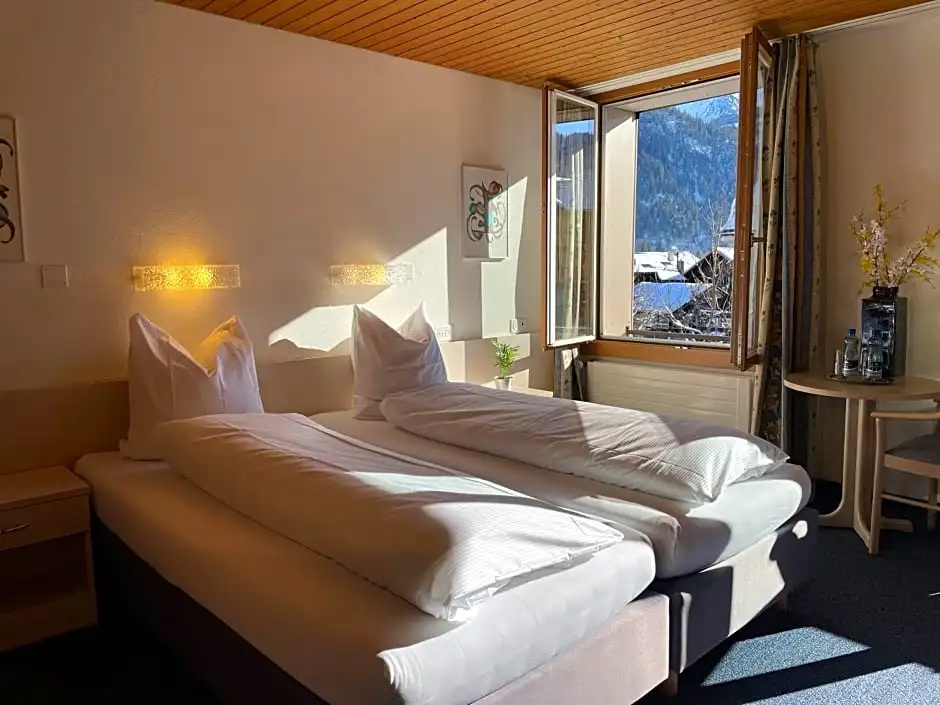 Diamant Zweisimmen in Zweisimmen - Chambres