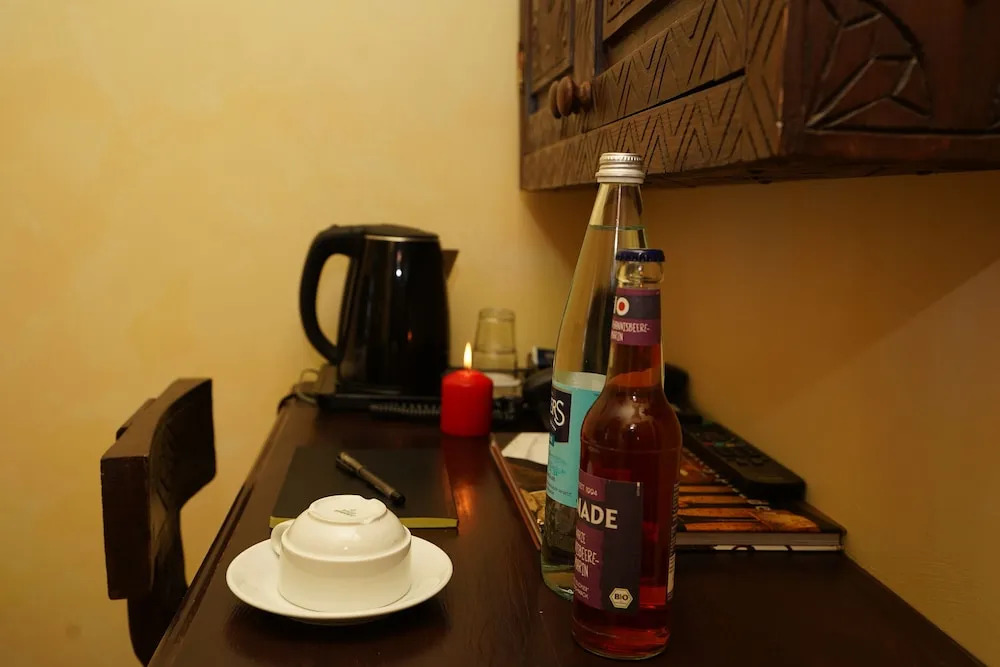 Номер Standard с красивым видом из окна в Hotel Villa Oriental & Restaurant