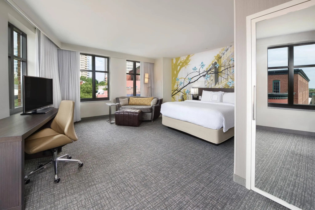 Courtyard by Marriott Richmond Downtown - Chambres