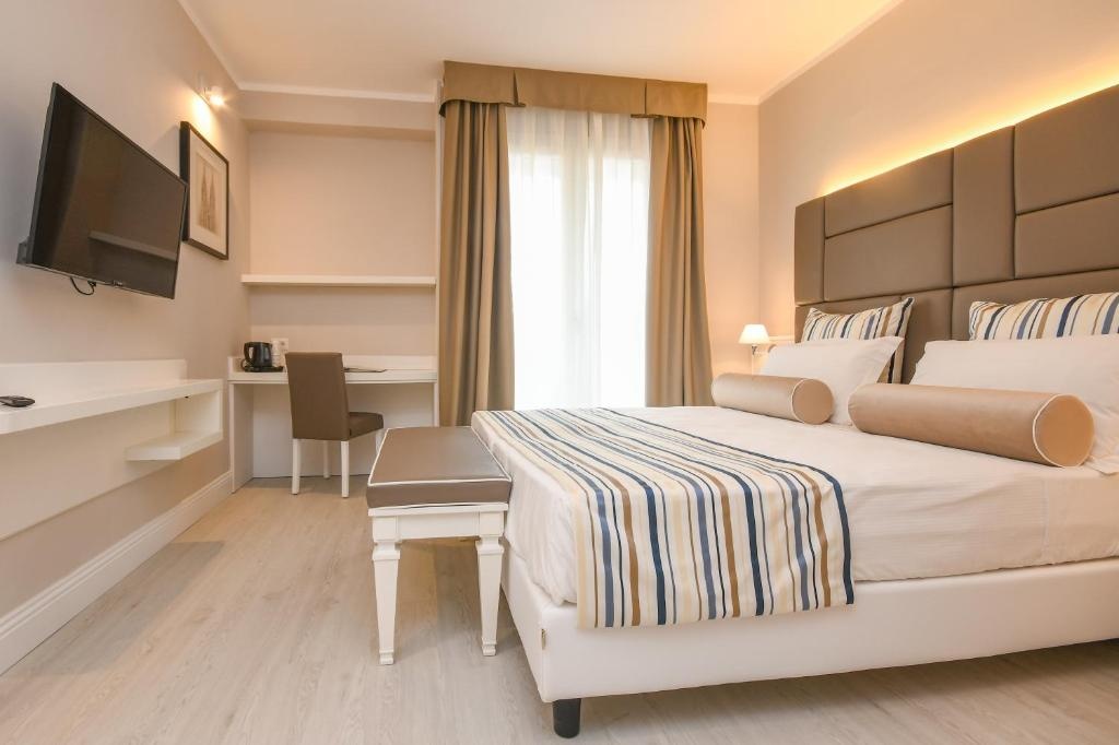 Superior Double room (full double bed) (bed type is subject to availability)