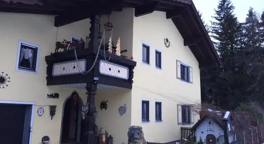 Ferienhaus Sonnenuhr