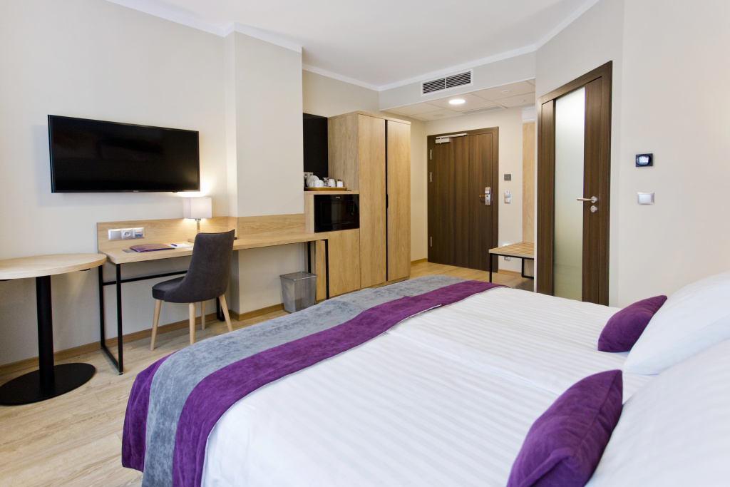 CONRAD Comfort Hotel**** — 3