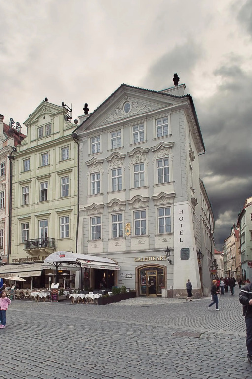 Old Town Square Residence by Emblem - фото 25