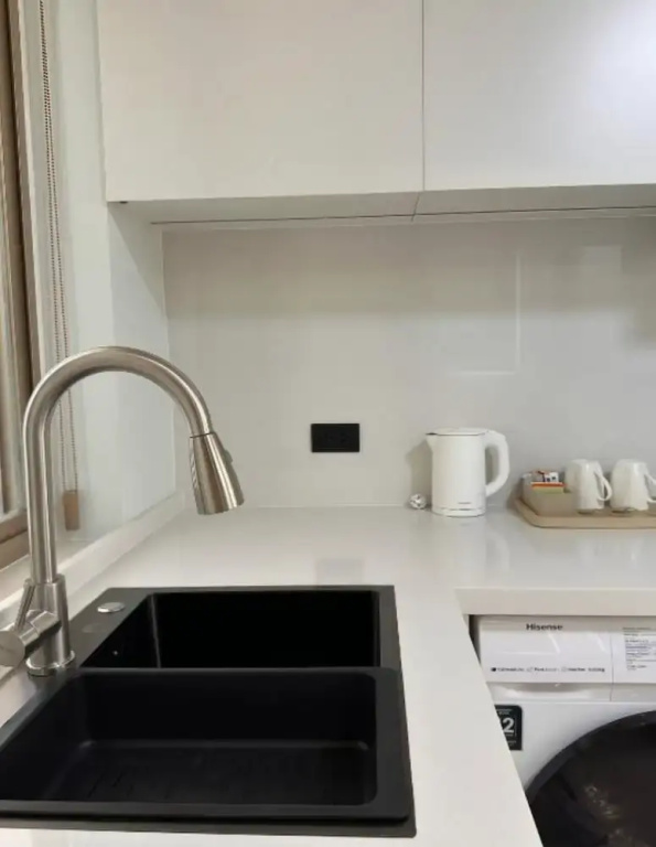 Standard Double room with balcony (full double bed)