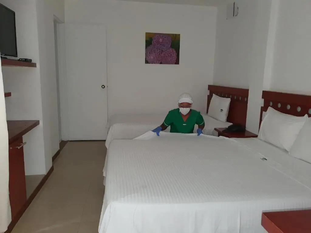 Standard Triple room