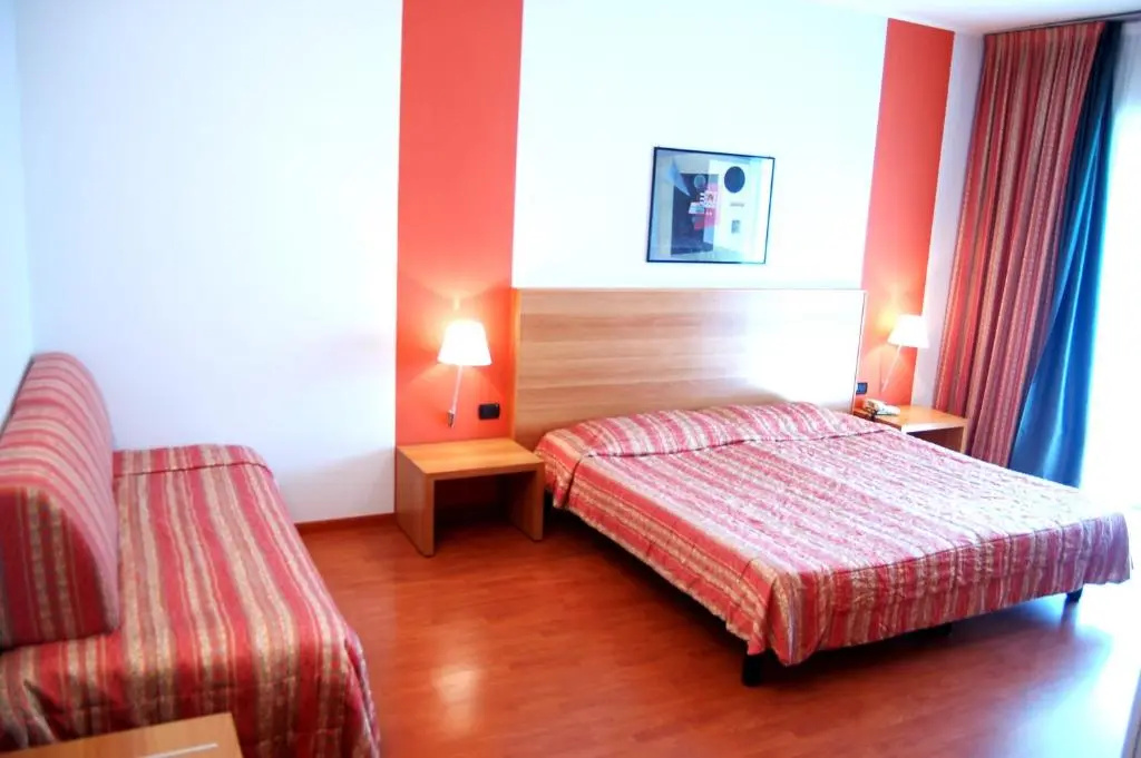 Hotel Romanisio - Chambres