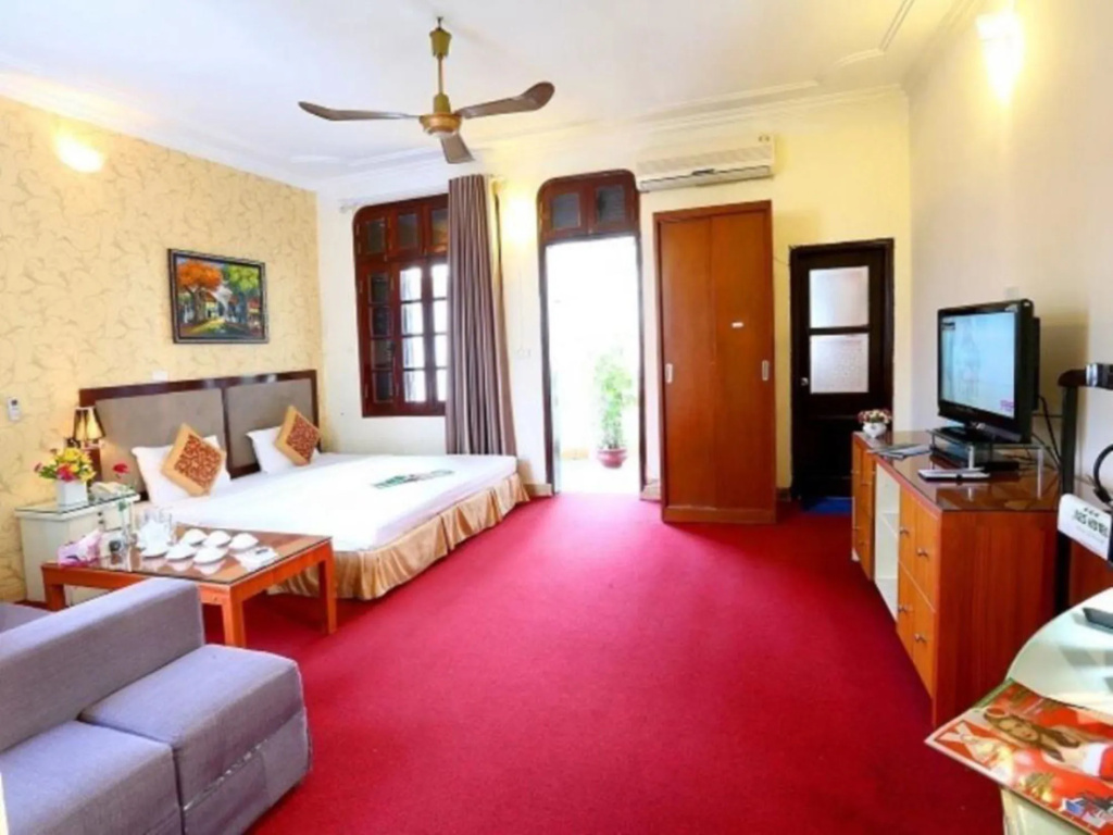 Bedroom