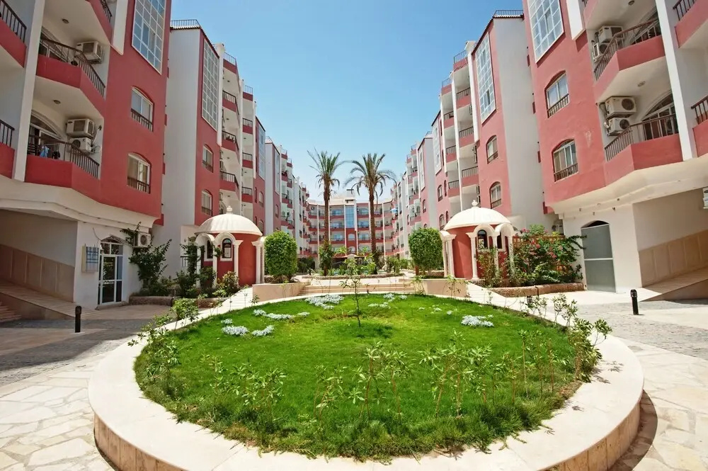 Desert Pearl Apartments