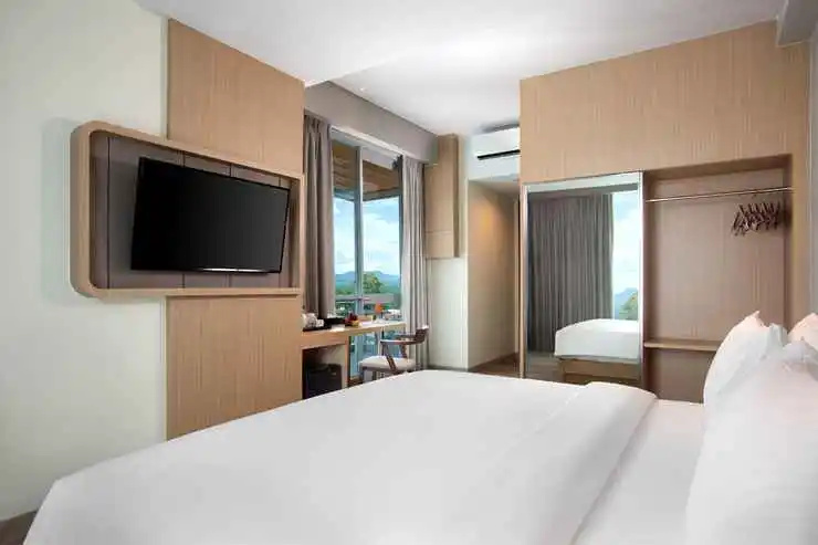 Double Suite with balcony (full double bed)