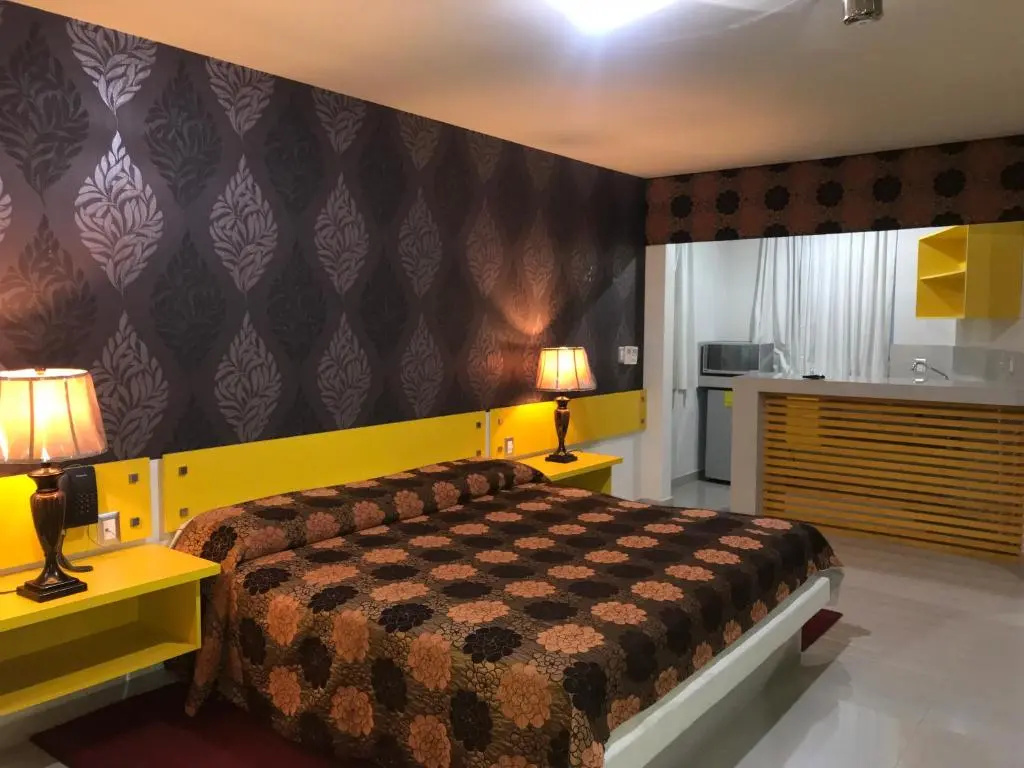 Standard Suite