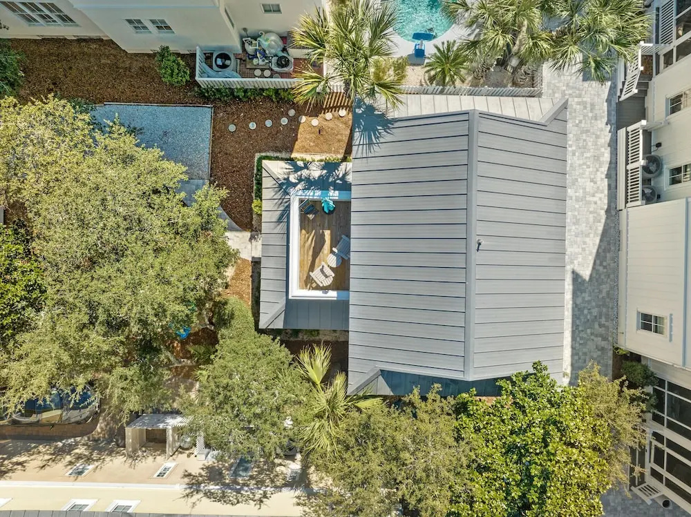 Quaint 2br/2.5ba Cottage Nestled Between 30A & Panama City Beach! Sleeps 6!