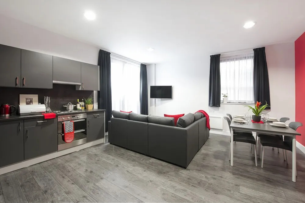 Yugo Explore - Arran House - Chambres