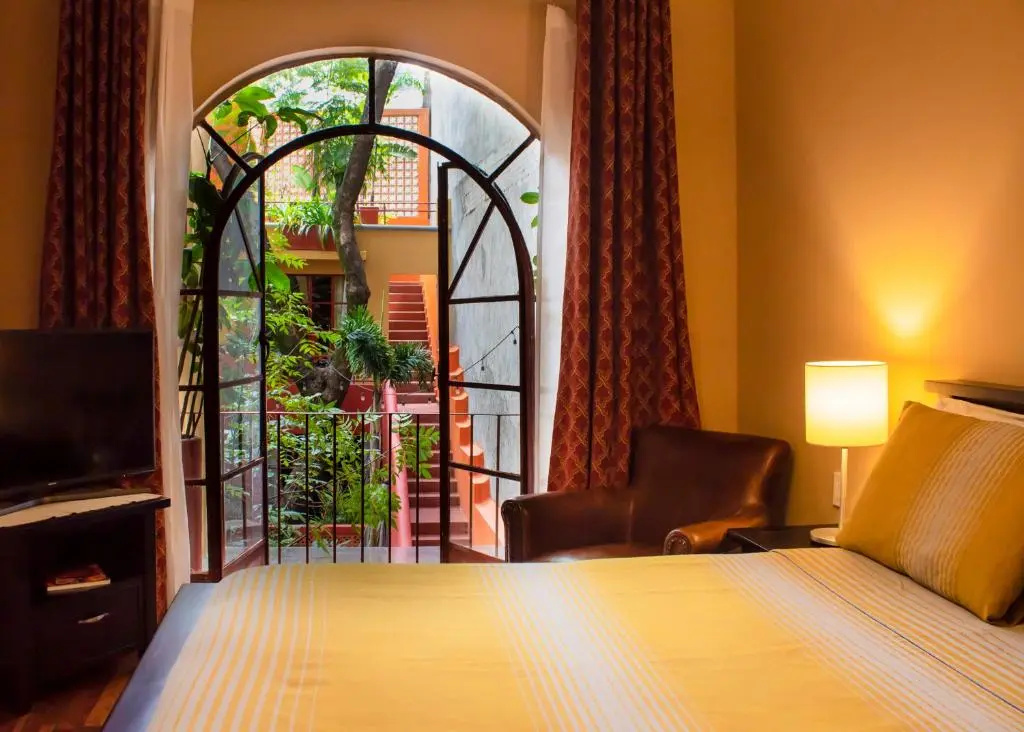 Standard Double room with garden view (full double bed)