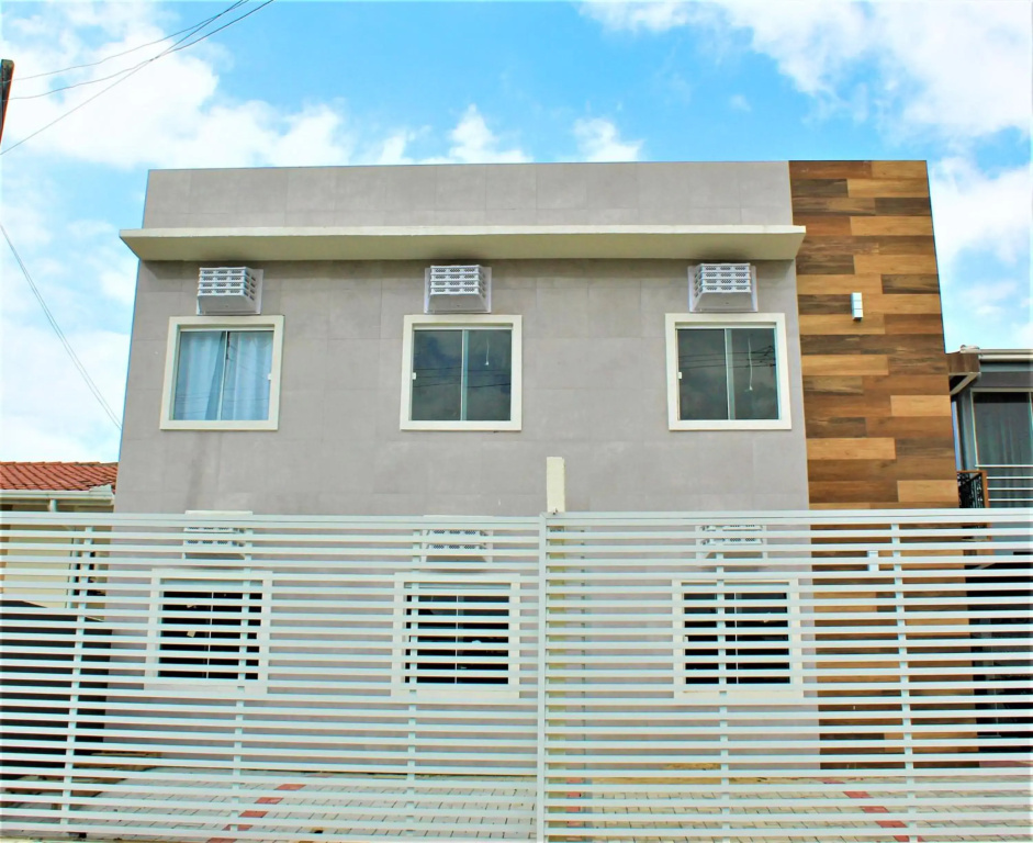 Estúdio e Suítes com Piscina, churrasqueira, AR Split, WIFI, 10 x sem juros no cartão