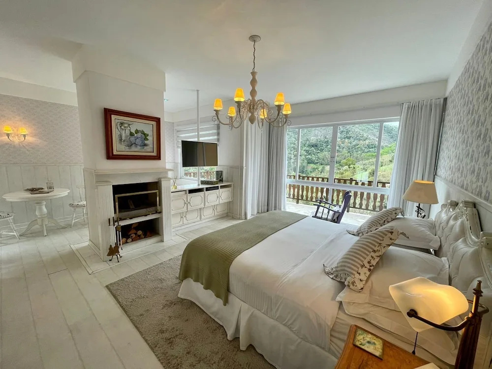 Deluxe Chalet