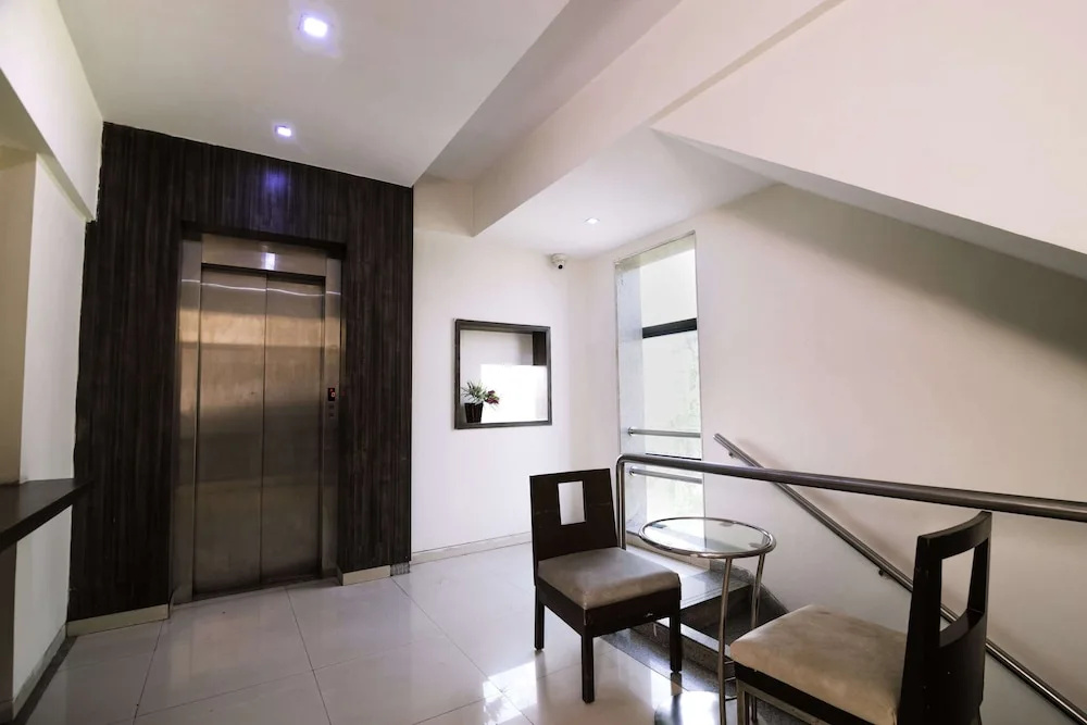 Hotel Monarch Guestline in MIDC Rabale, Navi Mumbai - Général