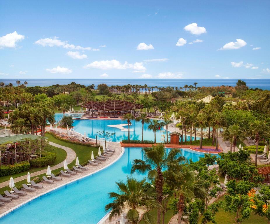 Lara Barut Collection image rooms