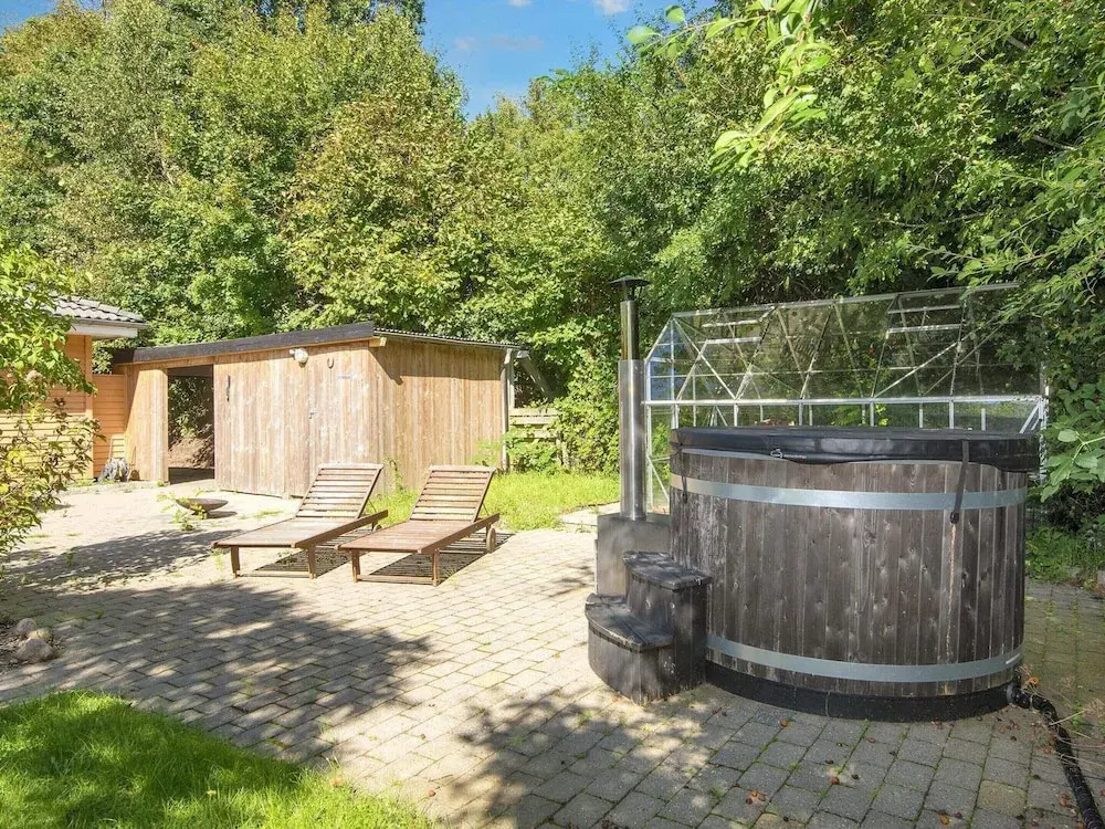 6 Person Holiday Home in Ebeltoft