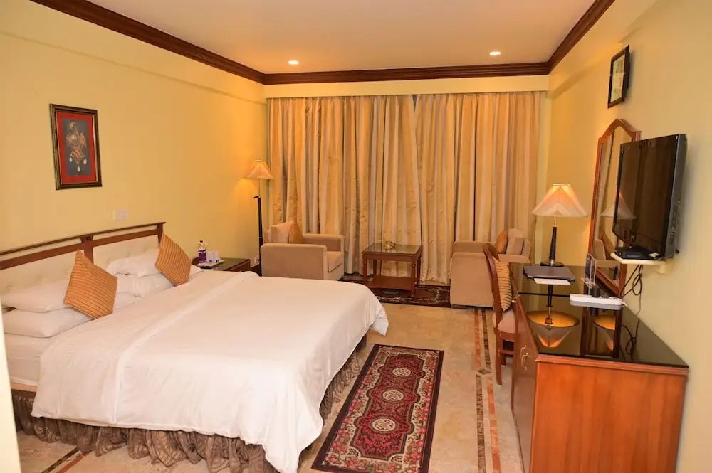 Empires Hotel Paradip - Chambres