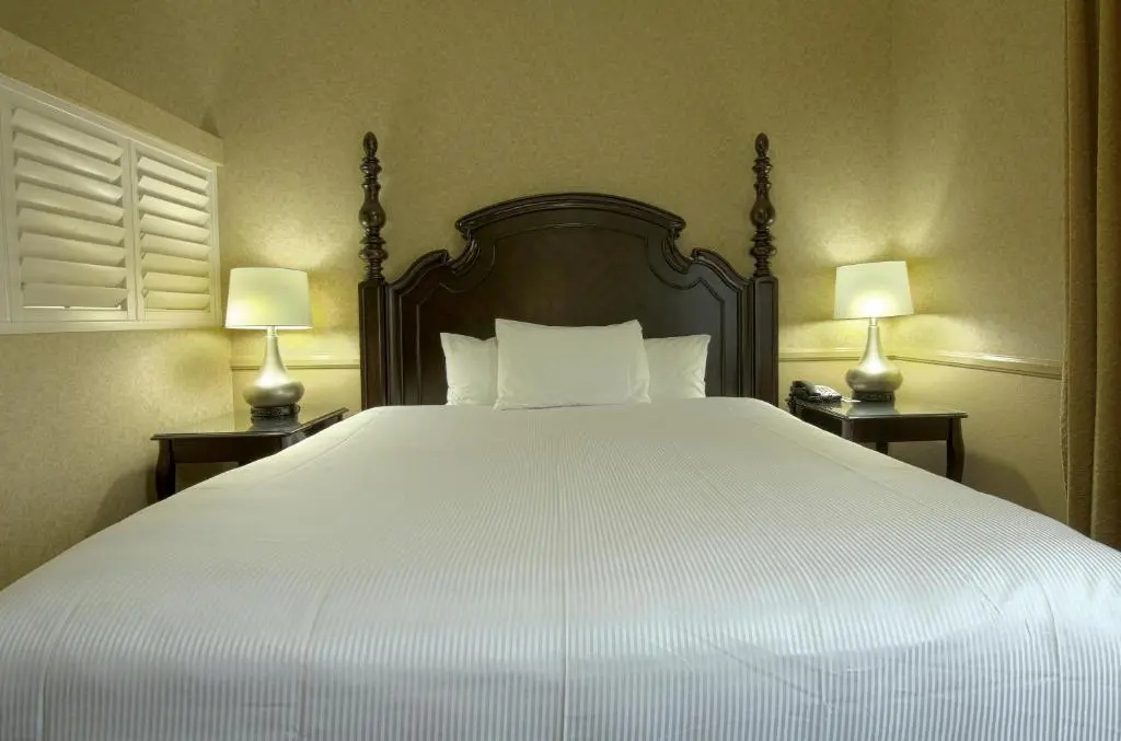 Azure Hotel & Suites, Trademark Collection by Wyndham - Chambres