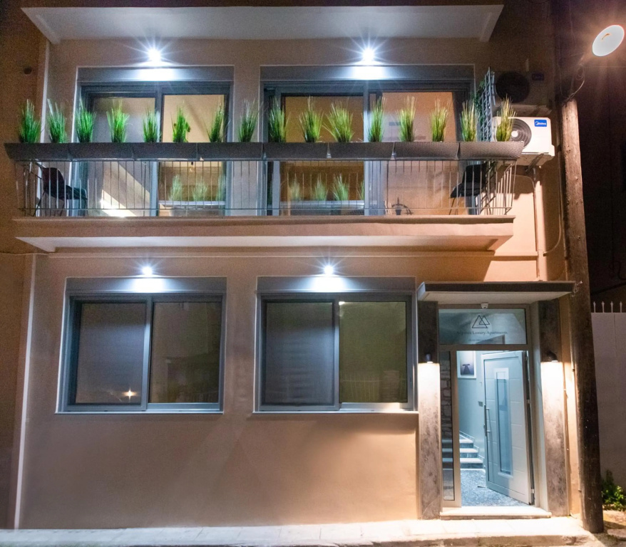 Lepanto Luxury Apartments FF