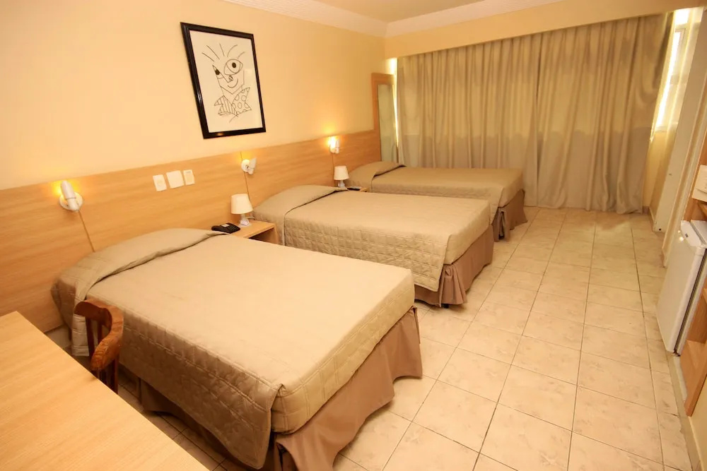 Standard room with partial ocean view