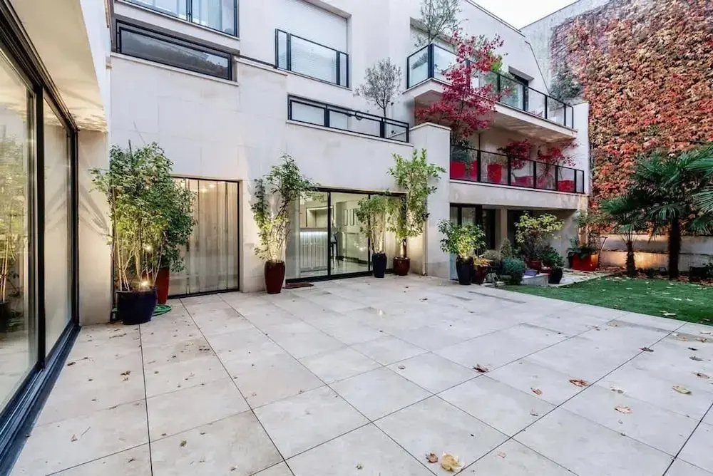 Exceptional Apartment - Near Eiffel Tower