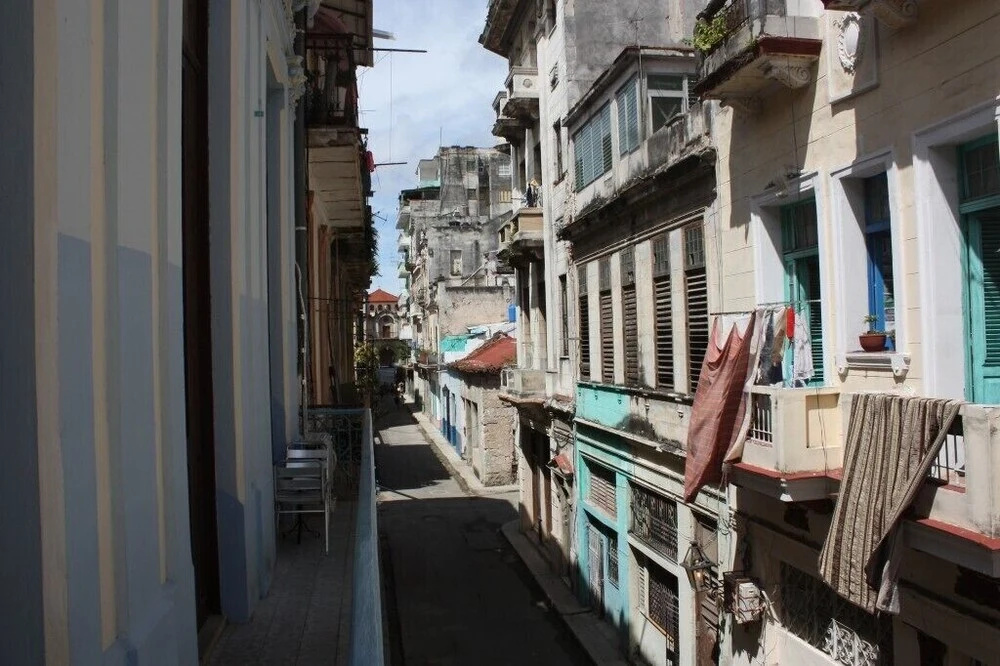 El Balcon de Marlen y Lachy