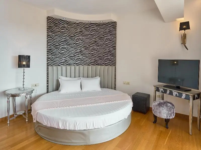 Standard Junior Suite