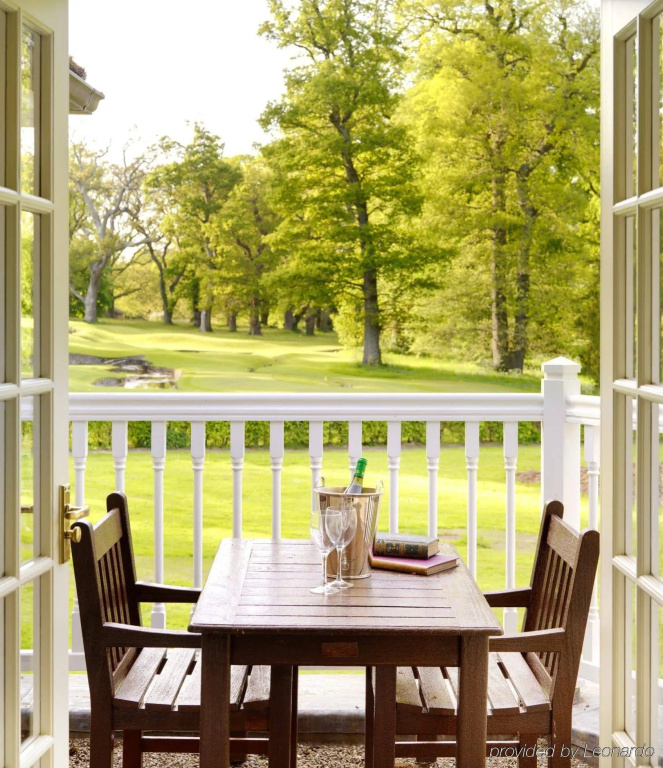 Balcony & Terrace