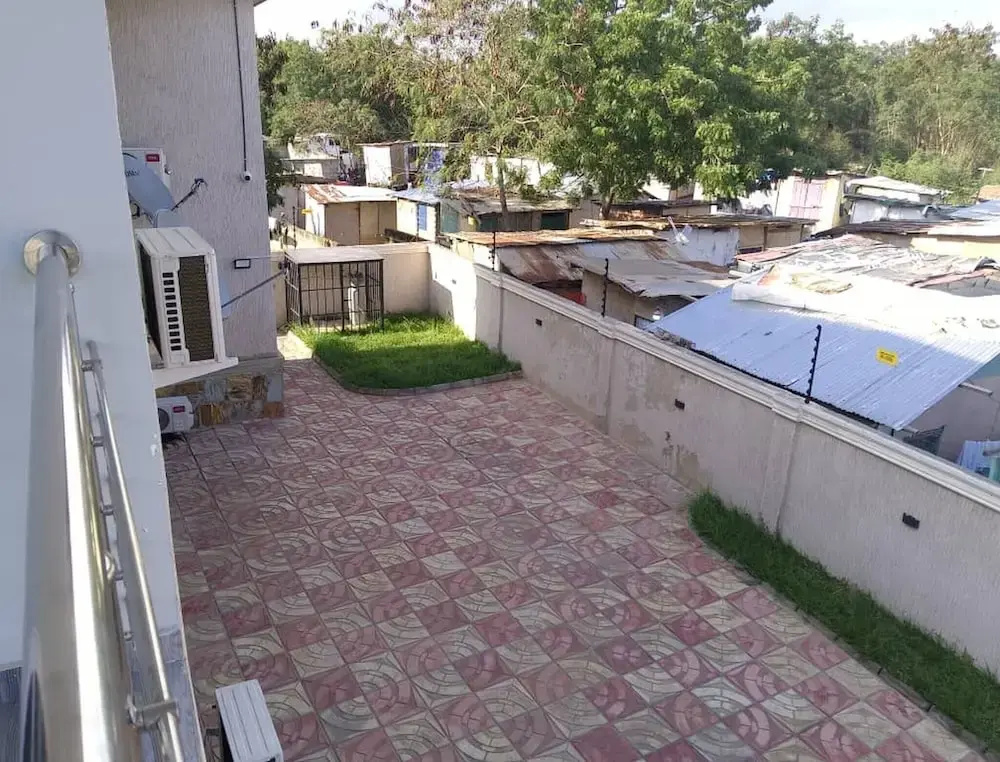 Spacious 3BR Apartment in Adentan With City Views