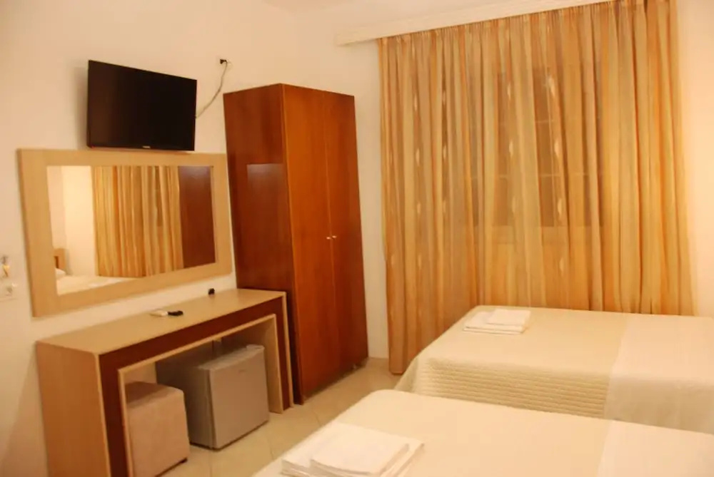 Standard Double room with balcony and with garden view (twin beds)