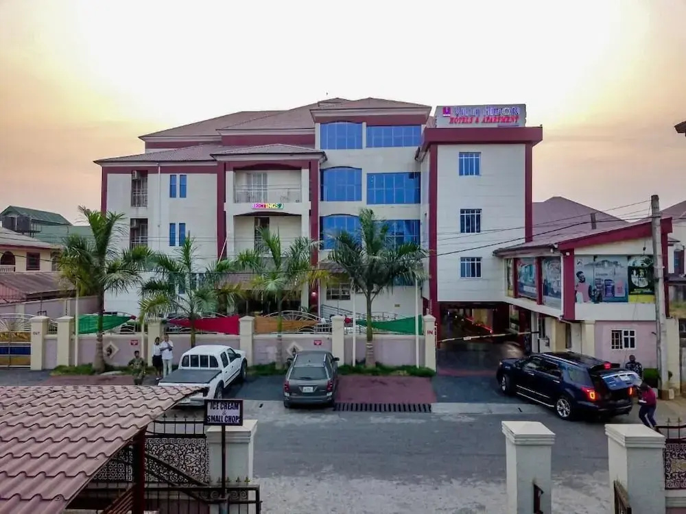 Villa Hilton Hotels & Apartments