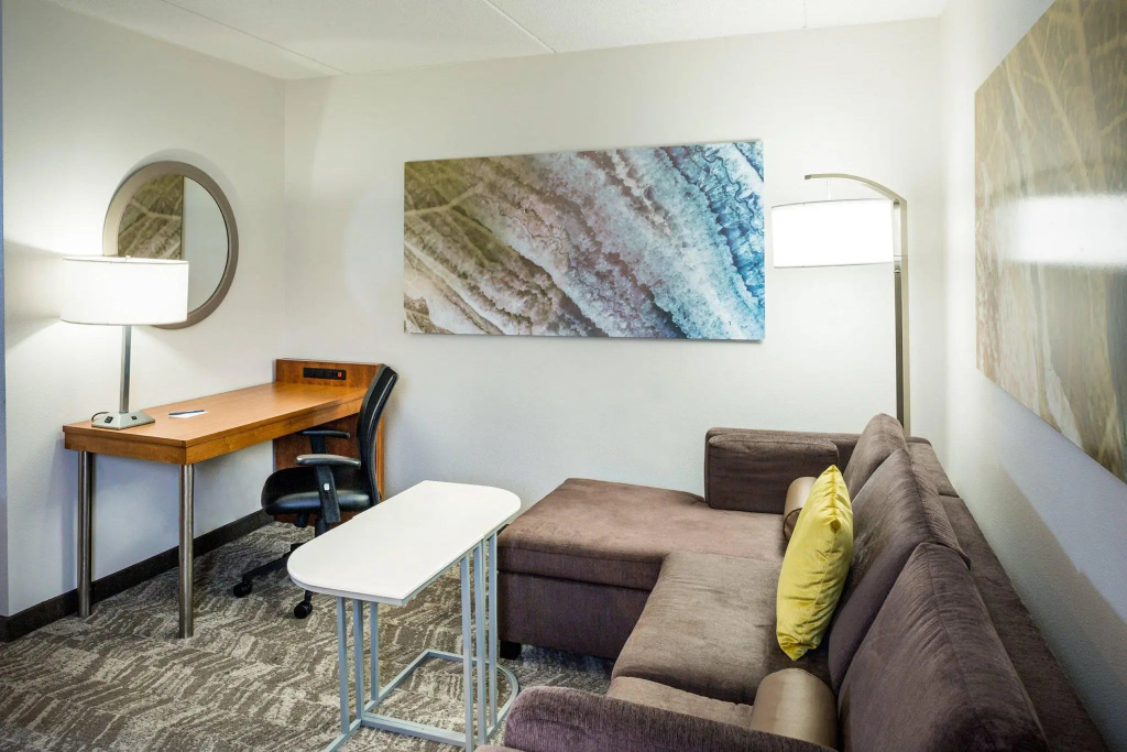 Quadruple Suite