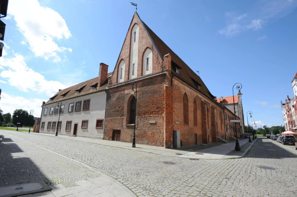 Oficyna Form - Apartament Dwupoziomowy