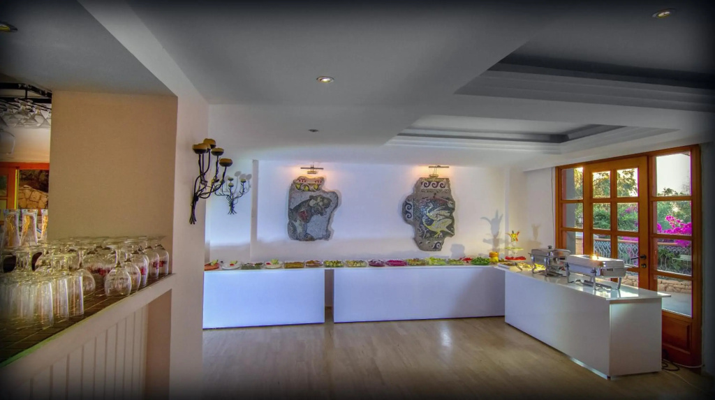 Hotel photo 11