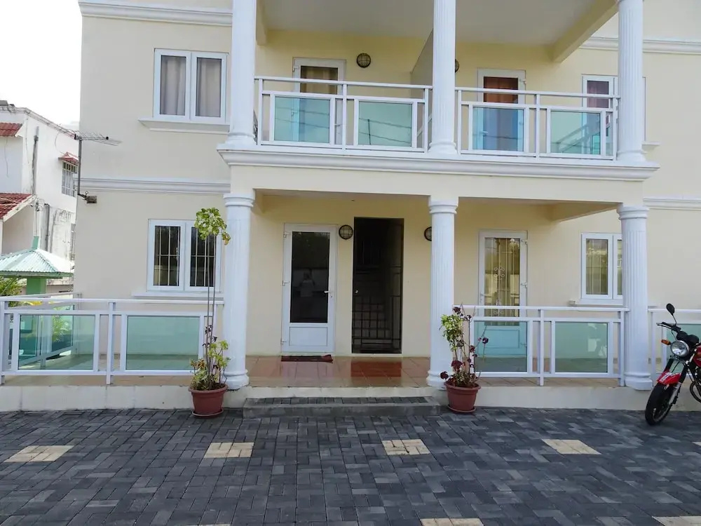 Apartment With 2 Bedrooms in Pereybere, With Shared Pool and Enclosed Garden Near the Beach