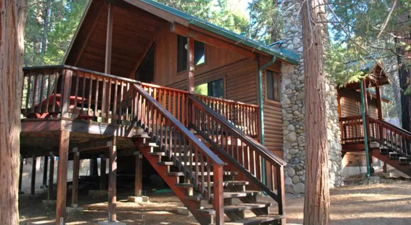 RedAwning Cabin #24 Cooley Pines