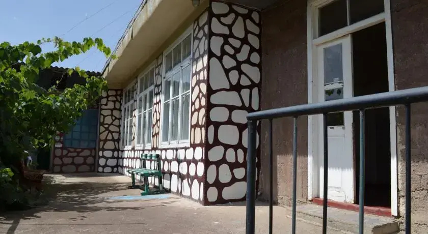 Vazken's Guest House
