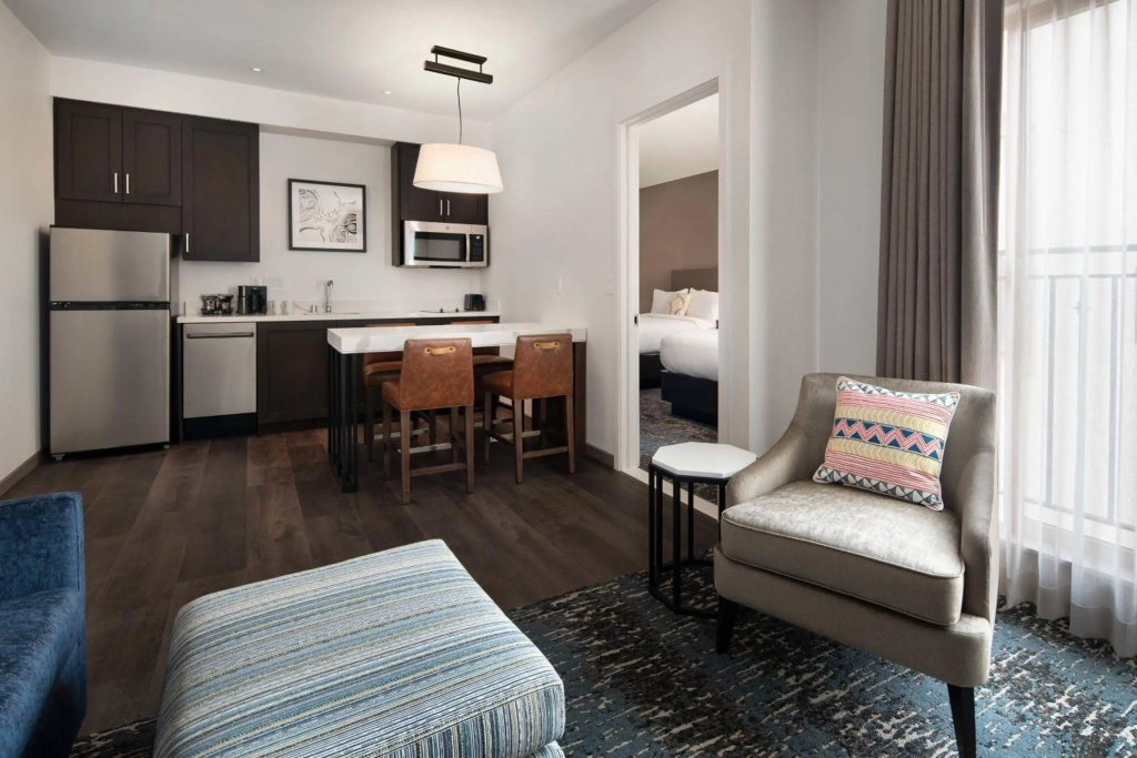 Отель Residence Inn by Marriott Los Angeles Glendale в Глендейле