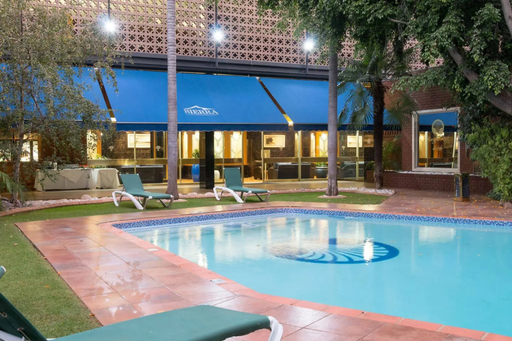 Sierra Burgers Park Hotel - Général