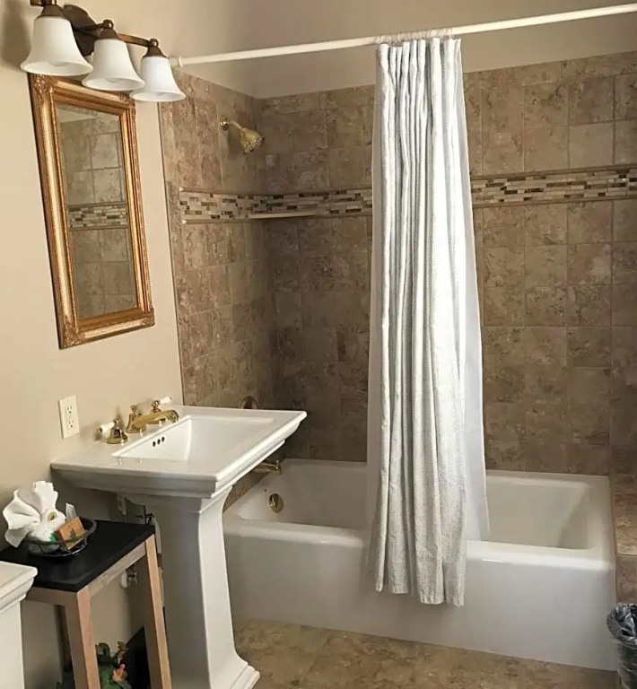 Riverside Hot Springs Inn & Spa - Adults Only - Chambres