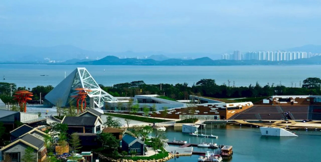 Beach & Waterfront