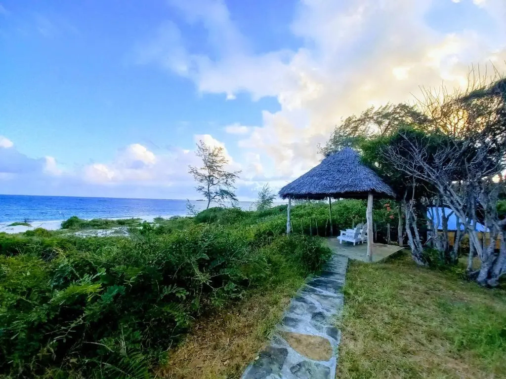 Economy Double Cottage (full double bed)