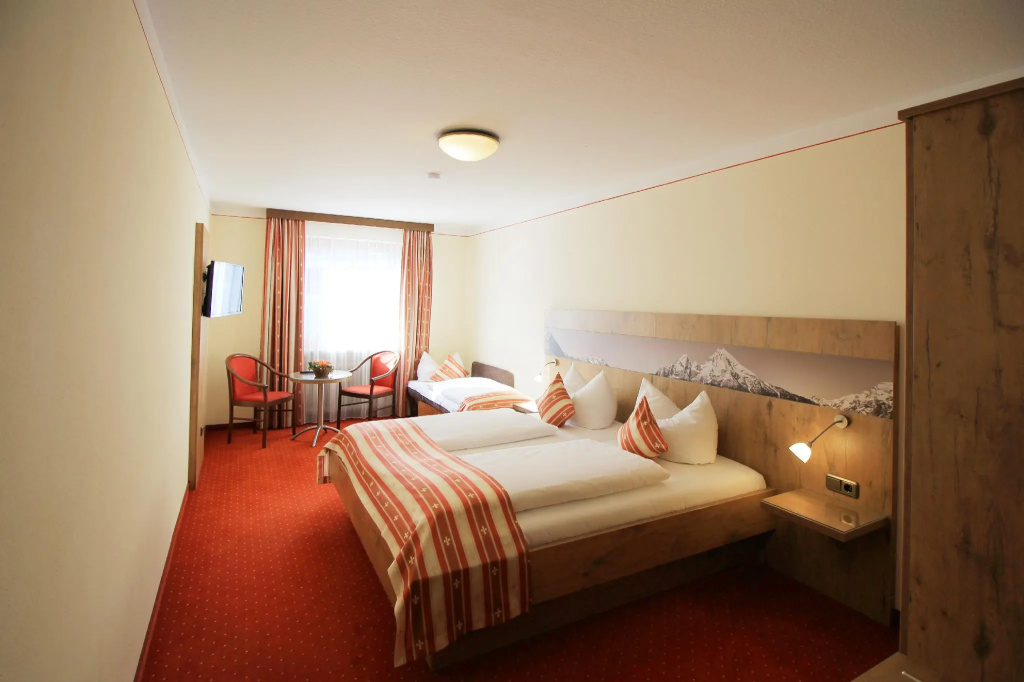 Standard Double room (full double bed)