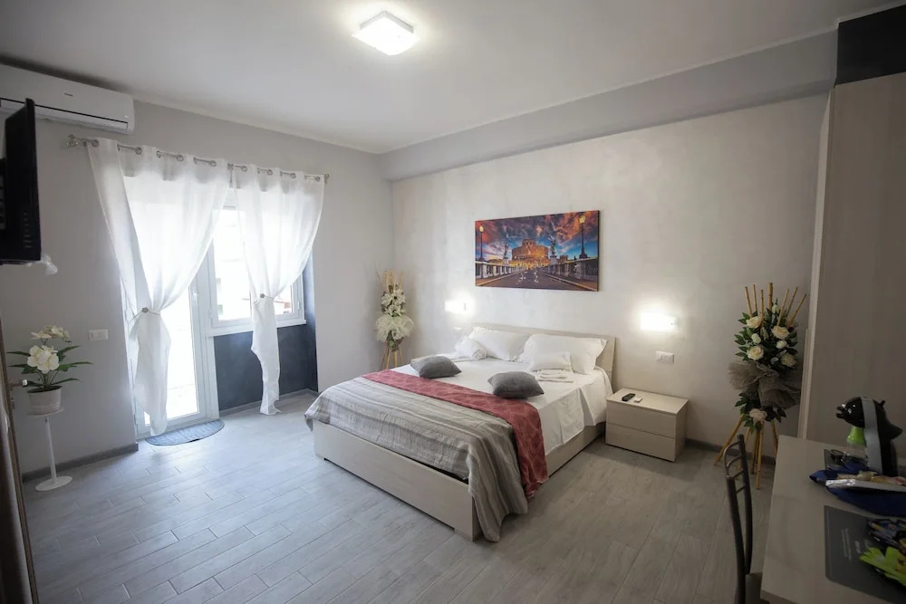 Classic room with balcony