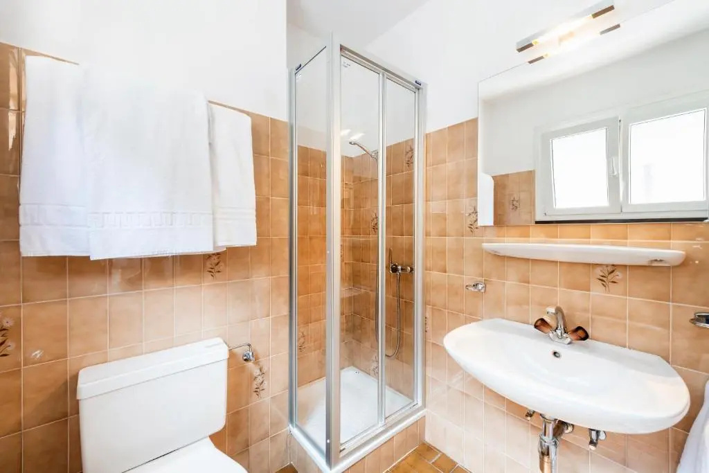 Standard Triple room with mountain view