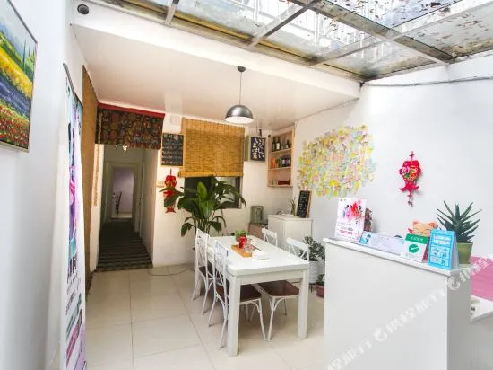 Tongli Flower Hotel
